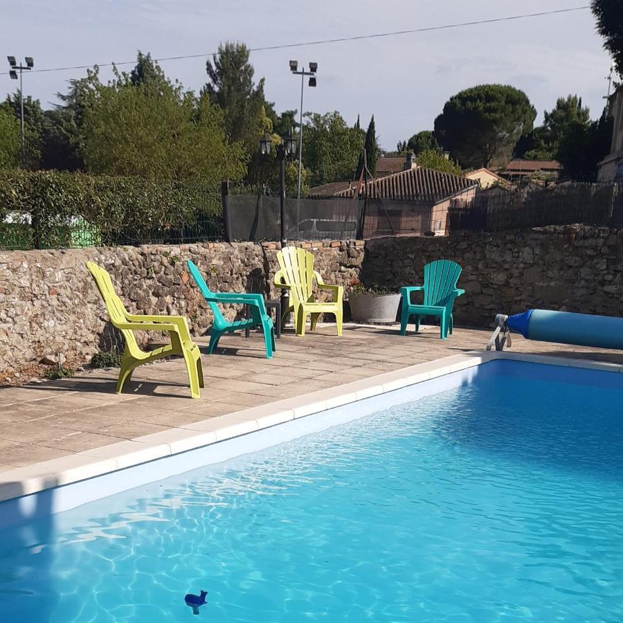 La Medeenne Alairac Luaran gambar